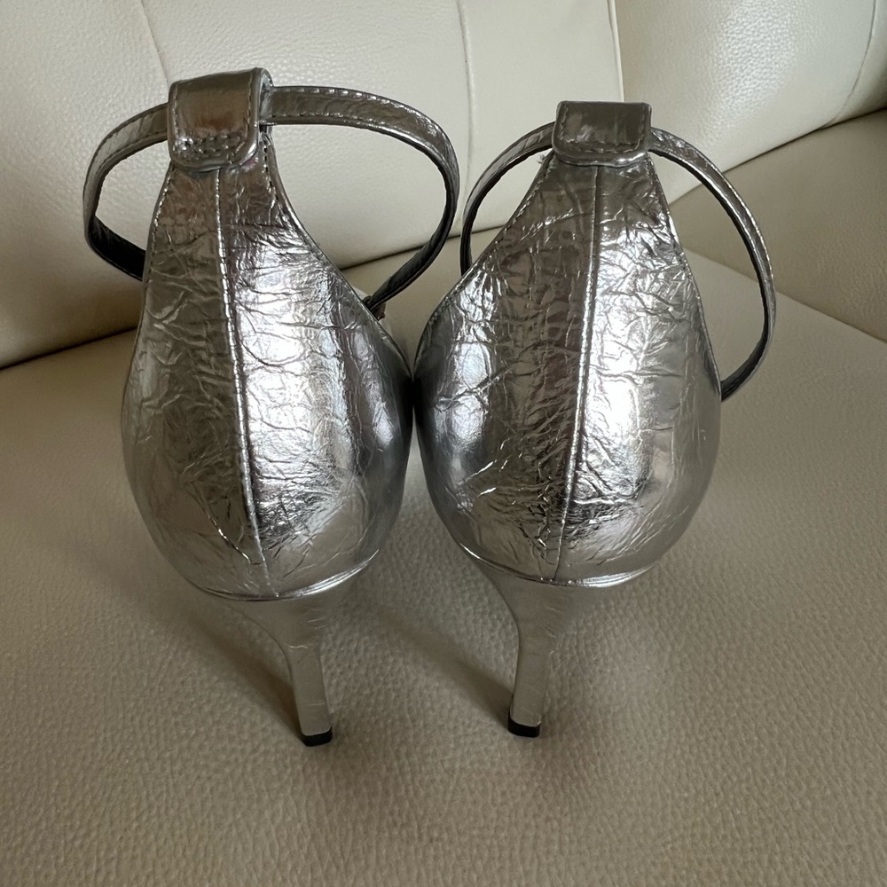 VIA SPIGA silver metallic leather heels - Picture 4 of 10